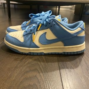 Blue & white Nike dunks